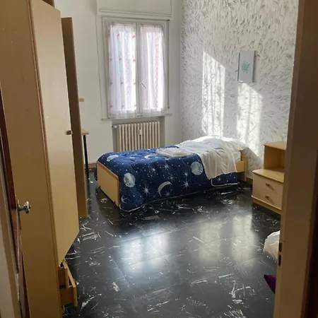 Stanza Privata In * Reggio Emilia